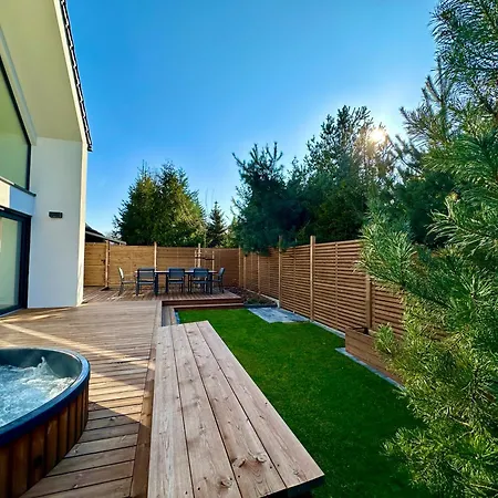 Dom Na Kaszubach Z Sauna I Jacuzzi - Dobrego Vila *